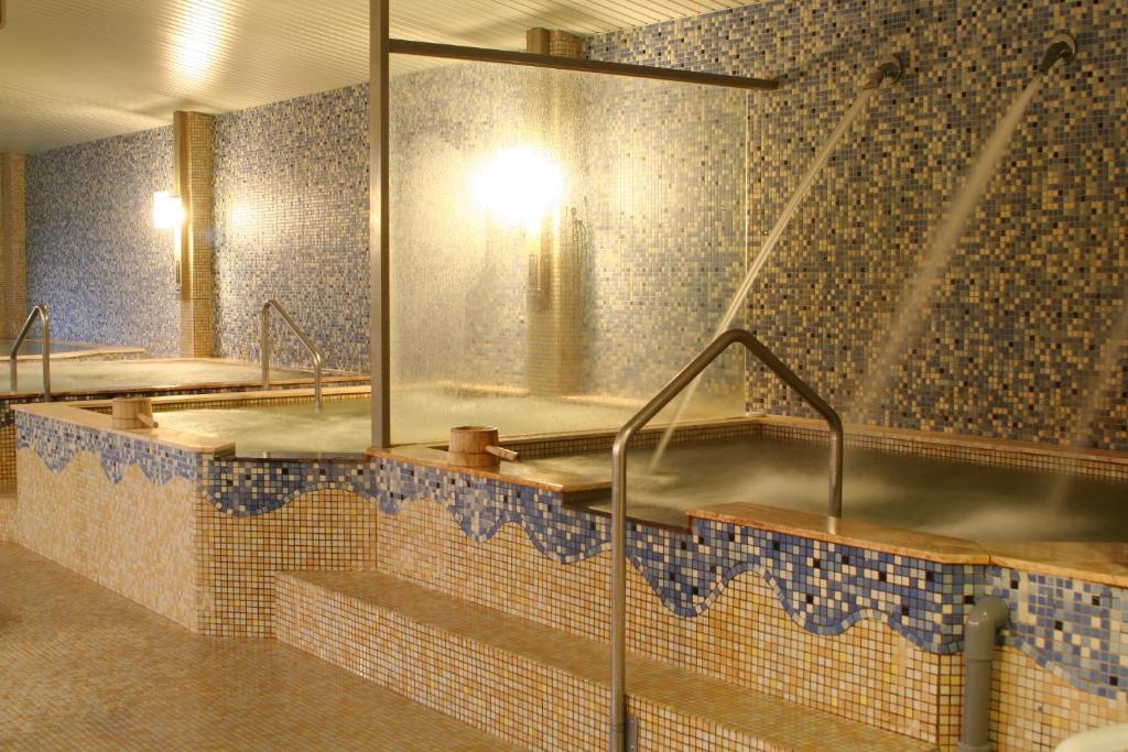Chat Hot Spring Resort Cơ Long Ngoại thất bức ảnh