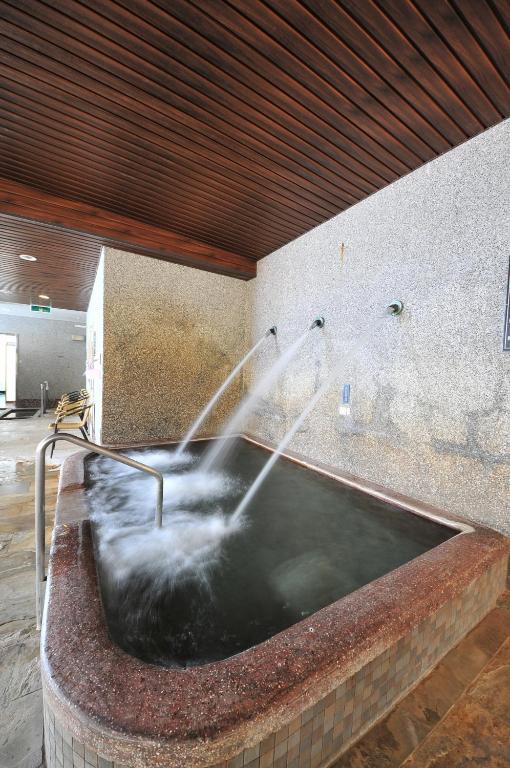 Chat Hot Spring Resort Cơ Long Ngoại thất bức ảnh