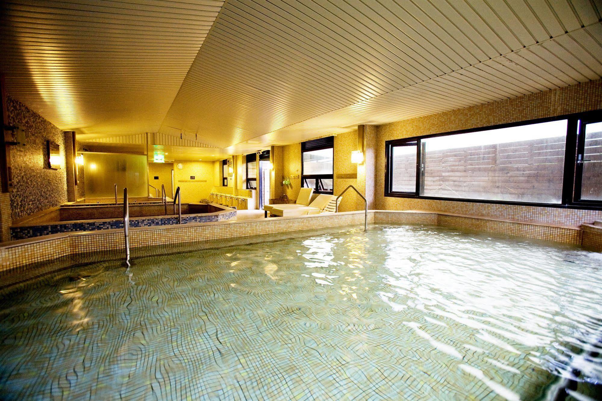 Chat Hot Spring Resort Cơ Long Ngoại thất bức ảnh